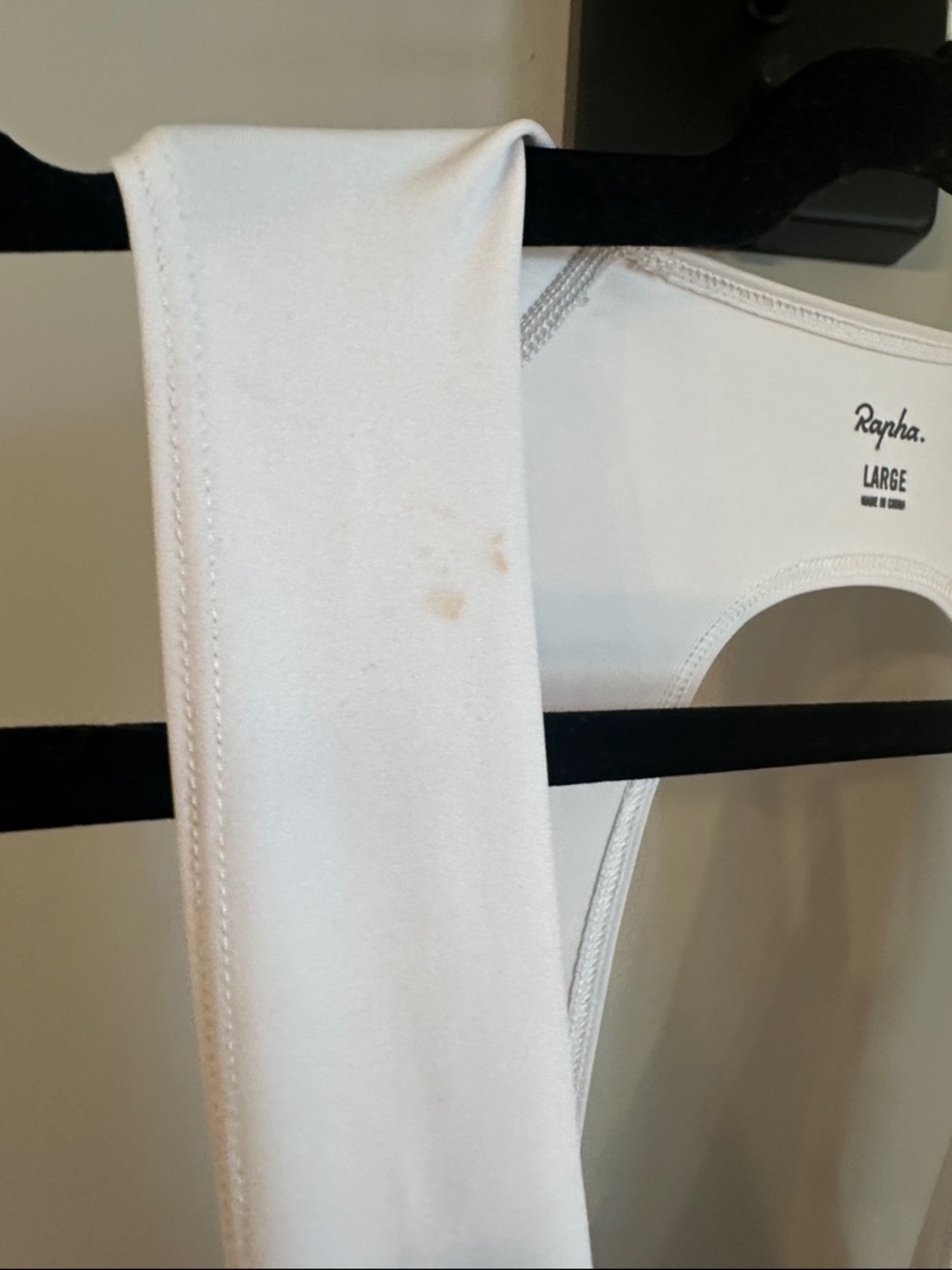 Rapha Core Bib Shorts with White Straps - Picture 5 of 6